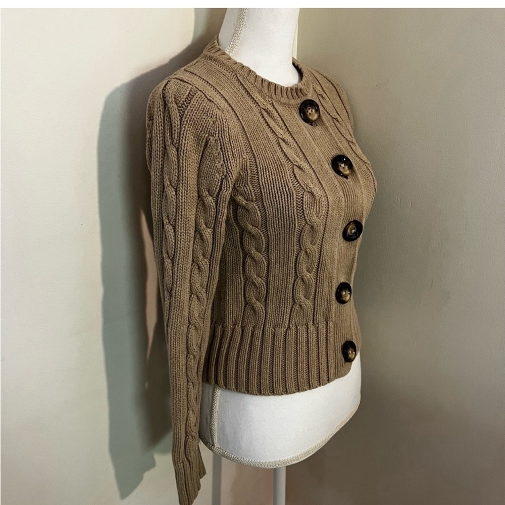 🟤Cable Knit Sweater w/Oversized Button detail - Size M - Old Navy